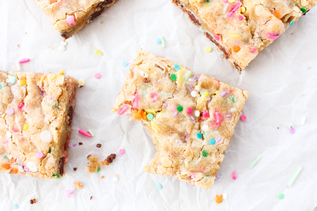 Birthday Cake Blondies!